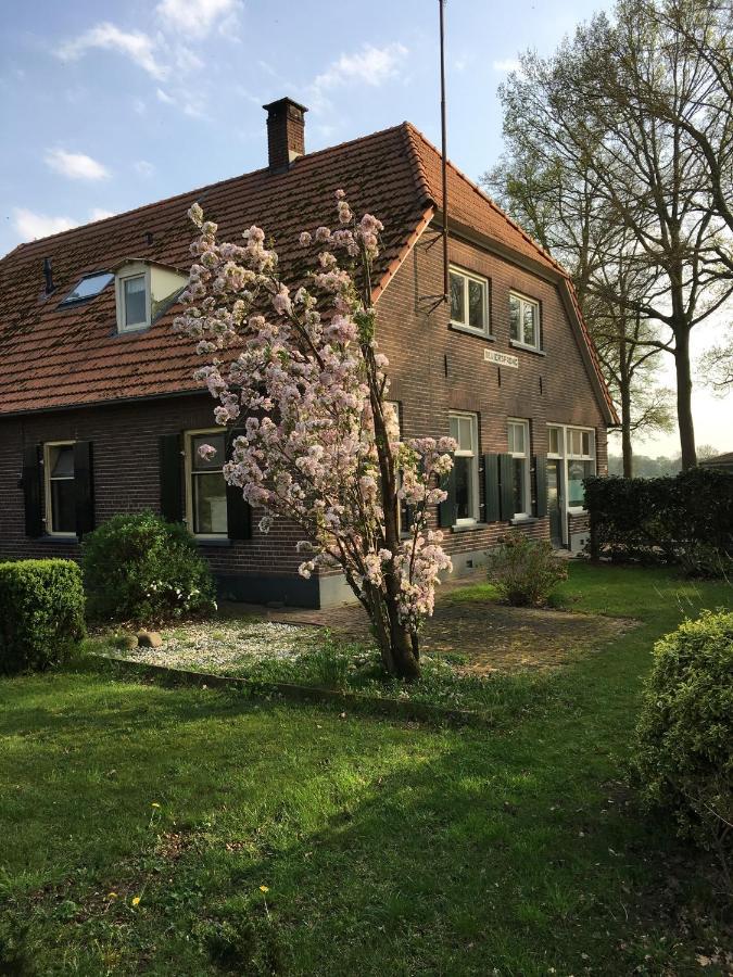 De Viersprong Bed & Breakfast Laren  Bagian luar foto